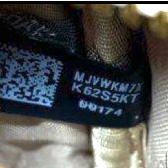 Michael Kors Fulton cream gold street pebble leather camera style crossbody bag - Picture 6 of 8